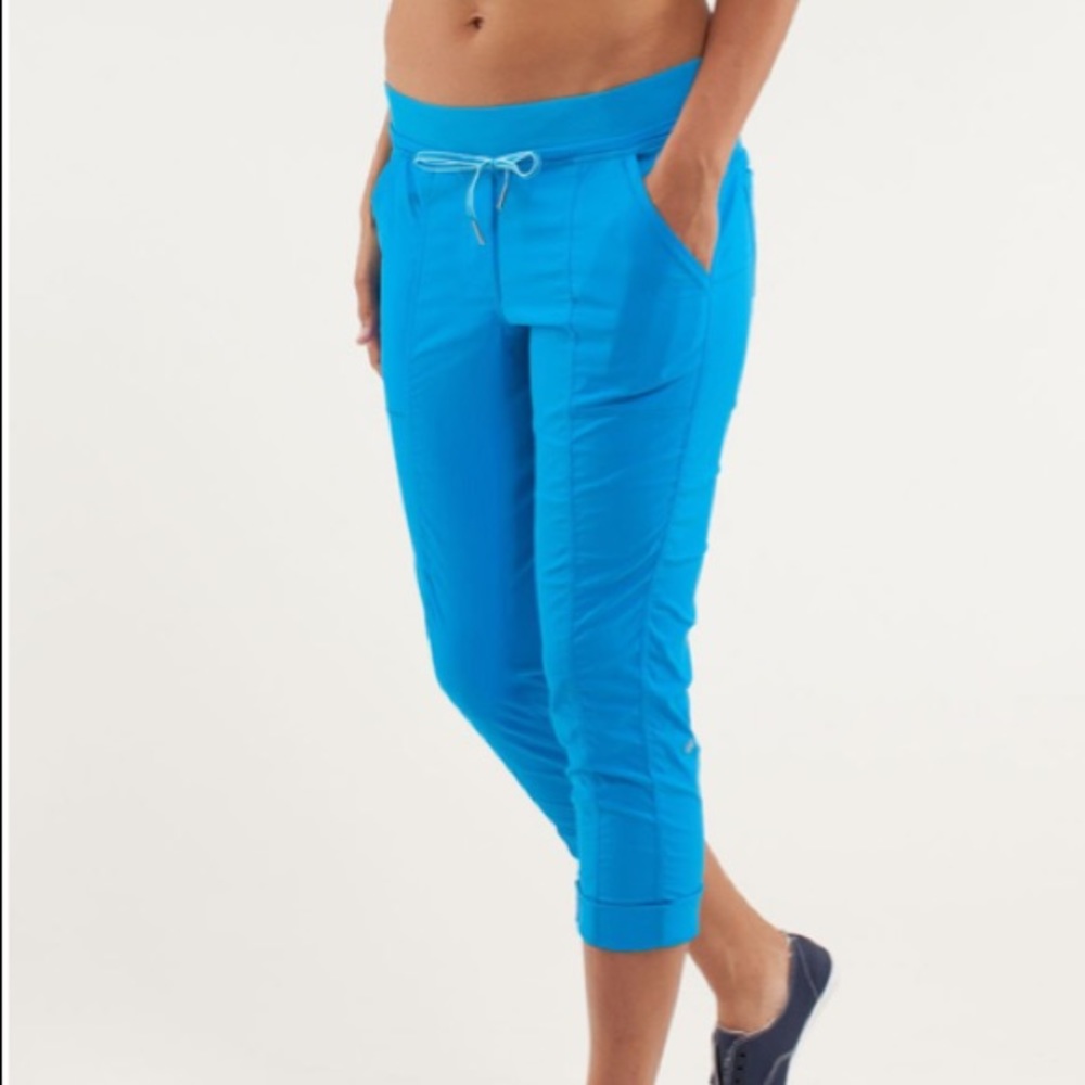 Lululemon Street To Studio Crop